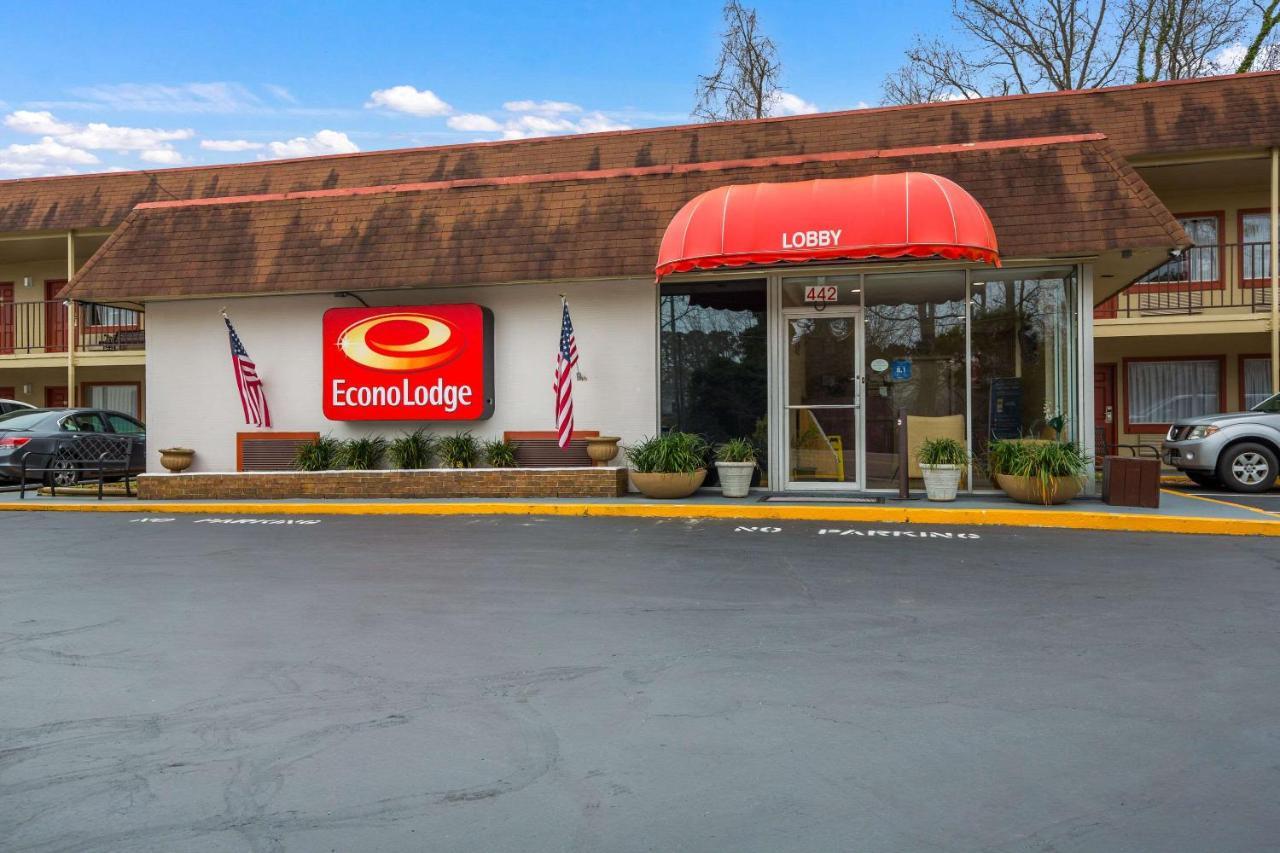 Econo Lodge Historic Area Williamsburg Exterior photo